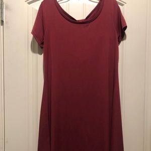 Burgundy dress with cute back detail.